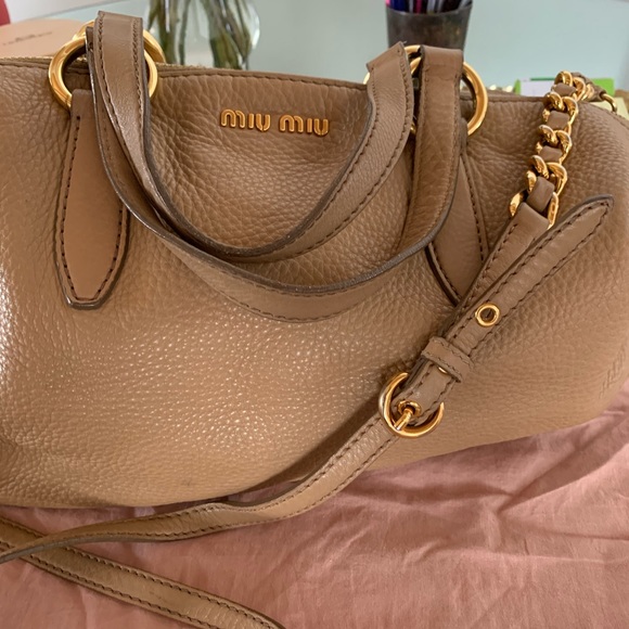 MIU MIU grain leather bag with strap tan - Picture 2 of 8